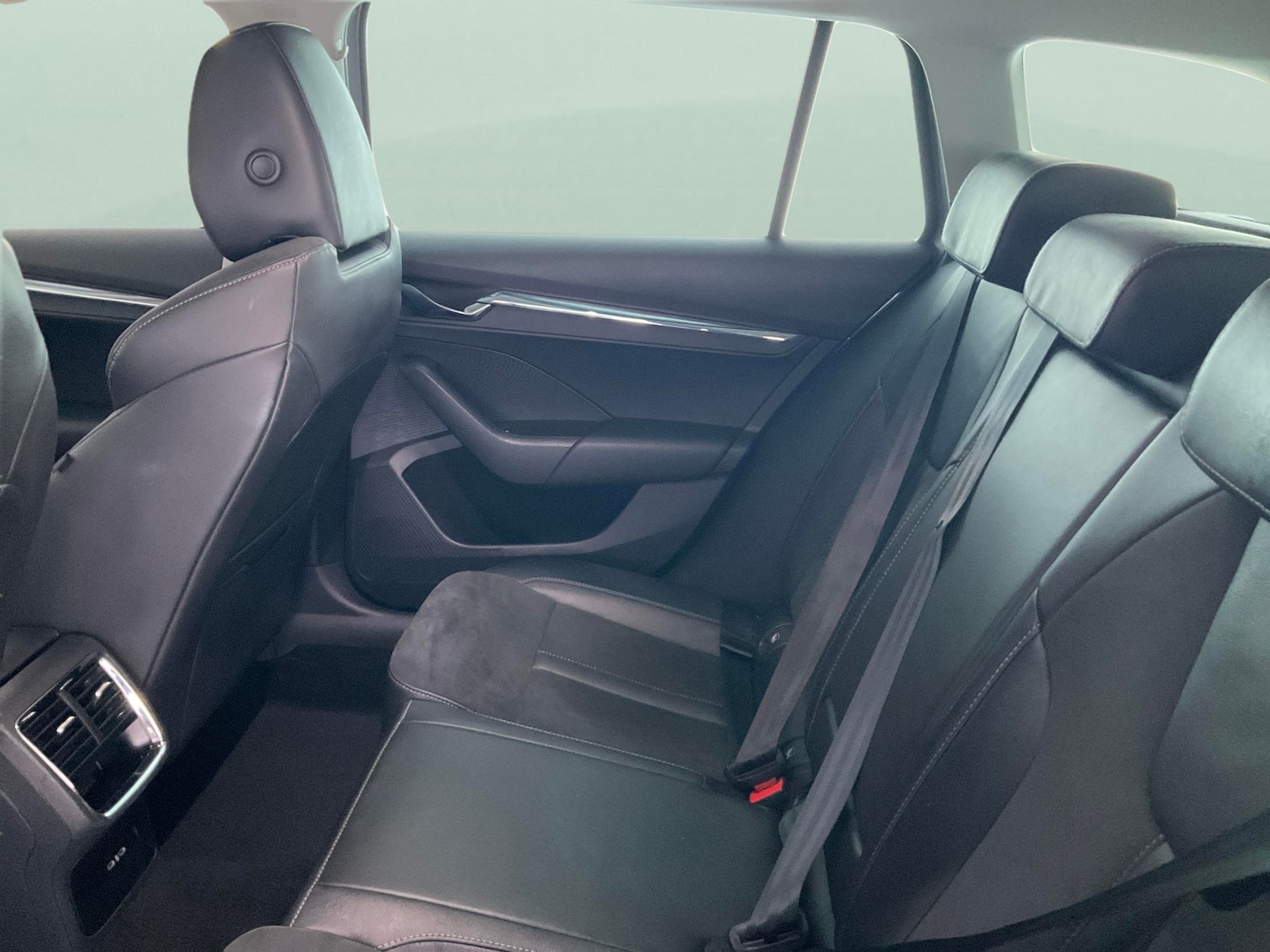 Used Skoda Octavia 2022 for sale - 76650879: Photo 25