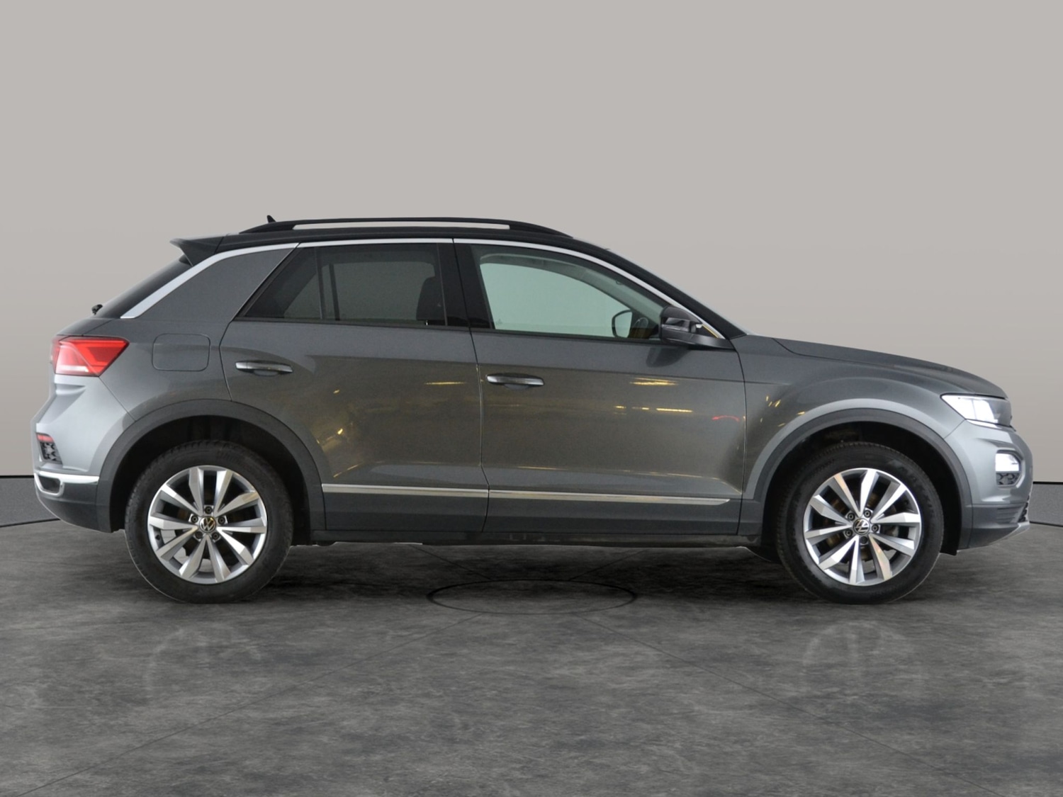 Used Volkswagen T-Roc 2021 for sale - 77283476: Photo 10