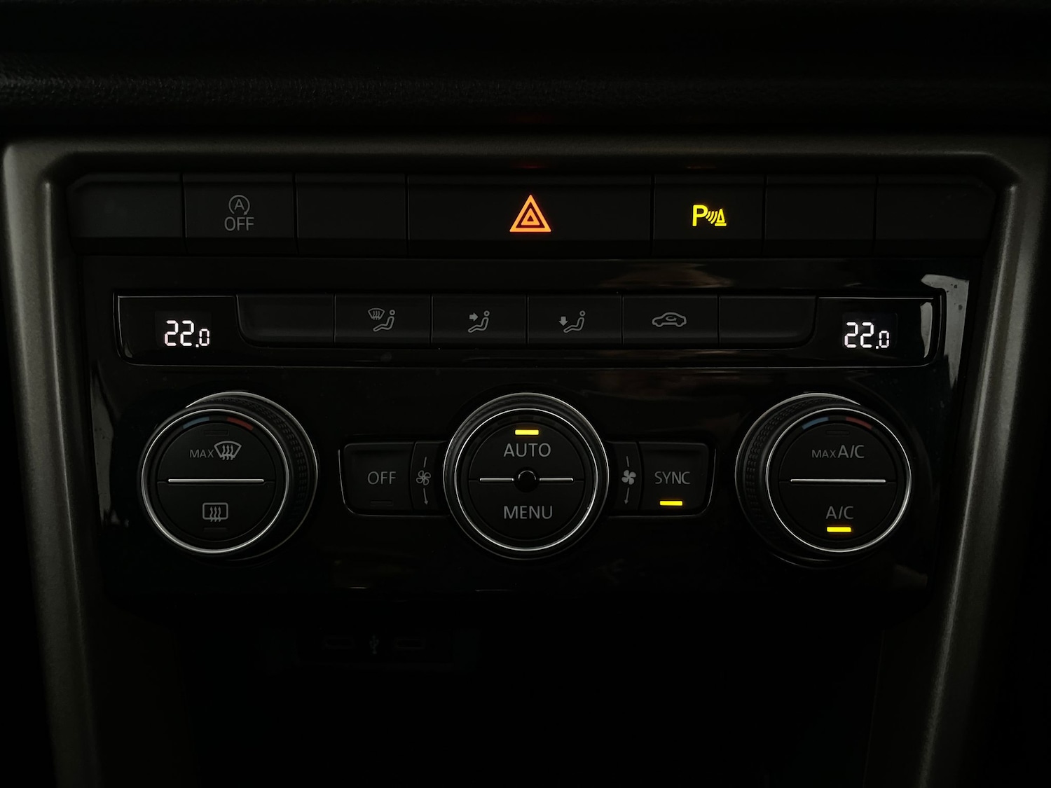 Used Volkswagen T-Roc 2021 for sale - 77283476: Photo 20