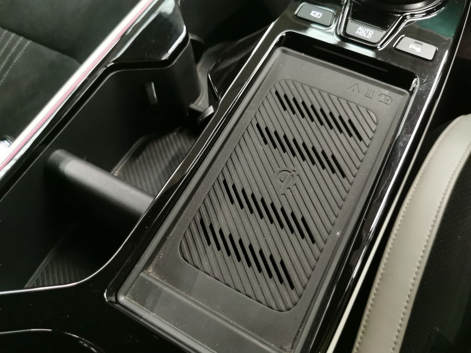 Used Kia EV6 2021 for sale - 76960531: Photo 16