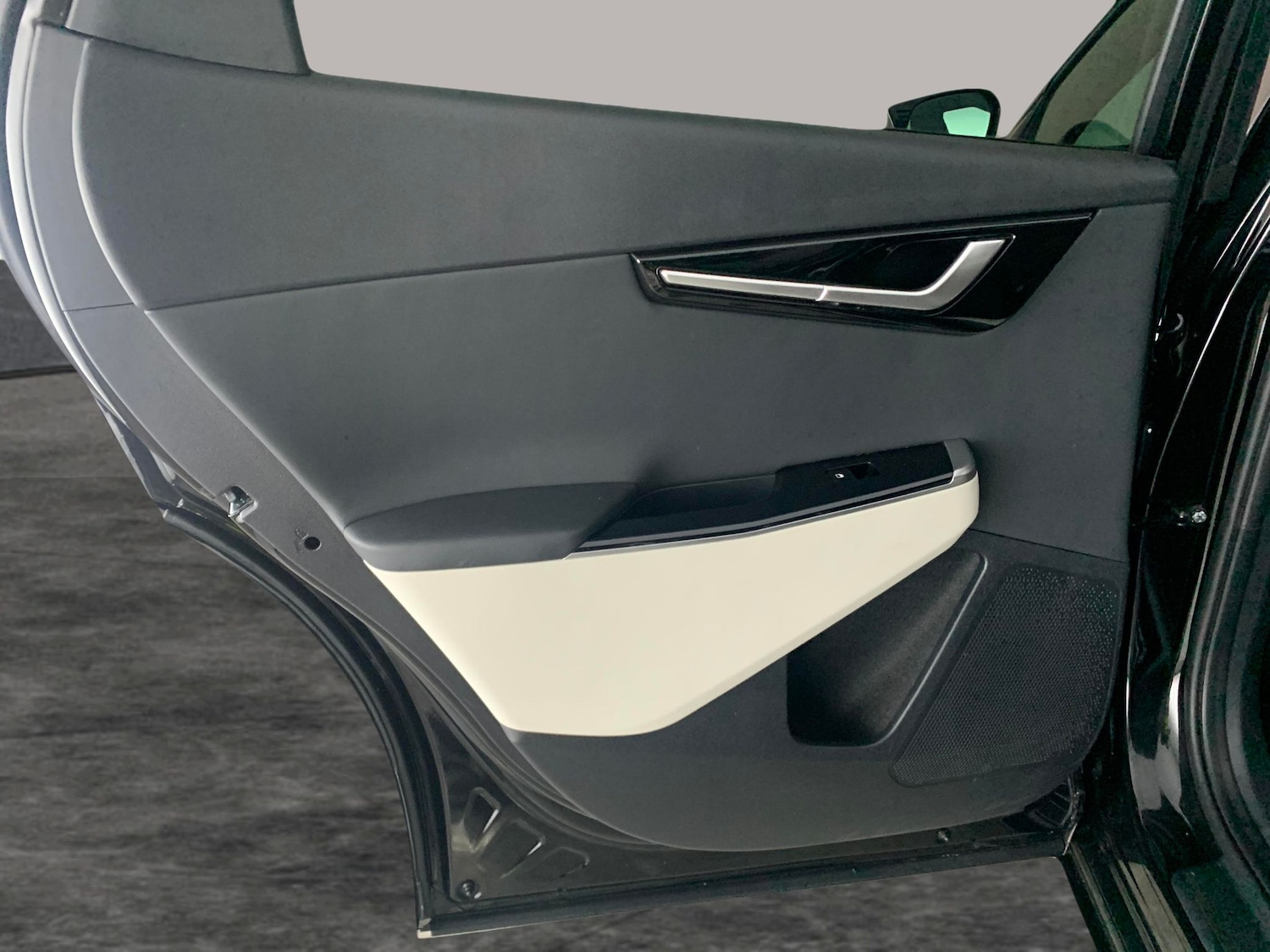 Used Kia EV6 2021 for sale - 76960531: Photo 29