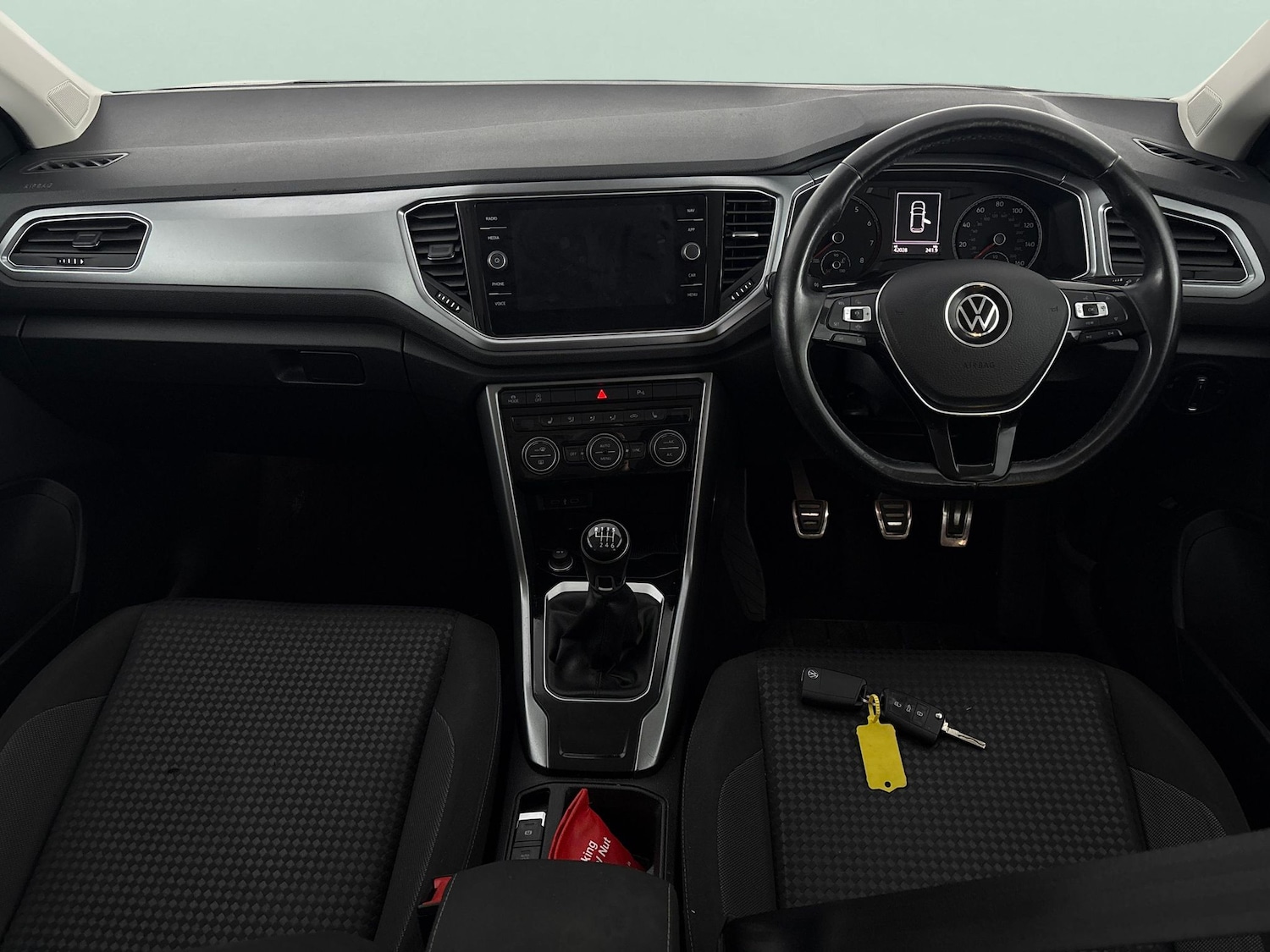 Used Volkswagen T-Roc 2021 for sale - 76788712: Photo 6