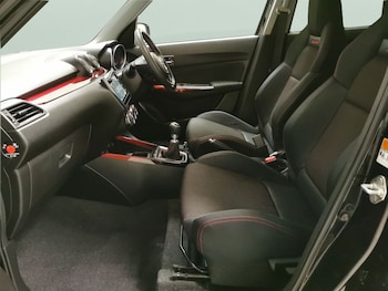 Used Suzuki Swift 2019 for sale - 77799925: Photo