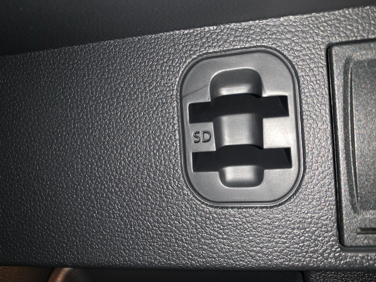 Used Volkswagen T-Roc 2022 for sale - 77810587: Photo 15