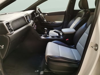 Used Kia Sportage 2018 for sale - 78954623: Photo