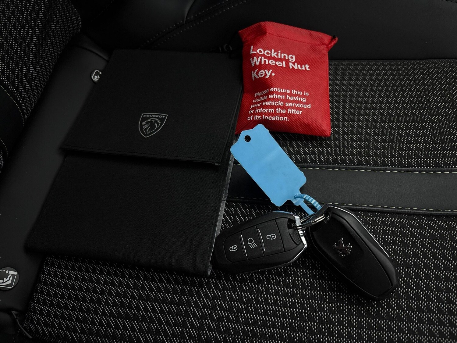 Used Peugeot 2008 2022 for sale - 78025517: Photo 38