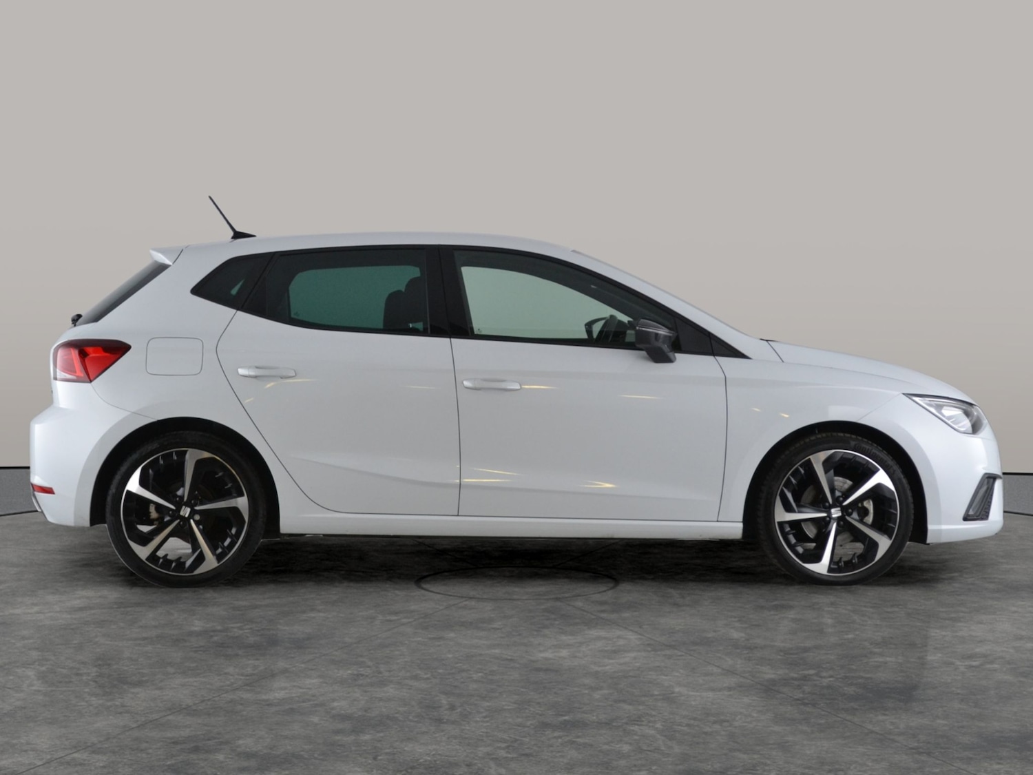 Used SEAT Ibiza 2023 for sale - 77312578: Photo 10