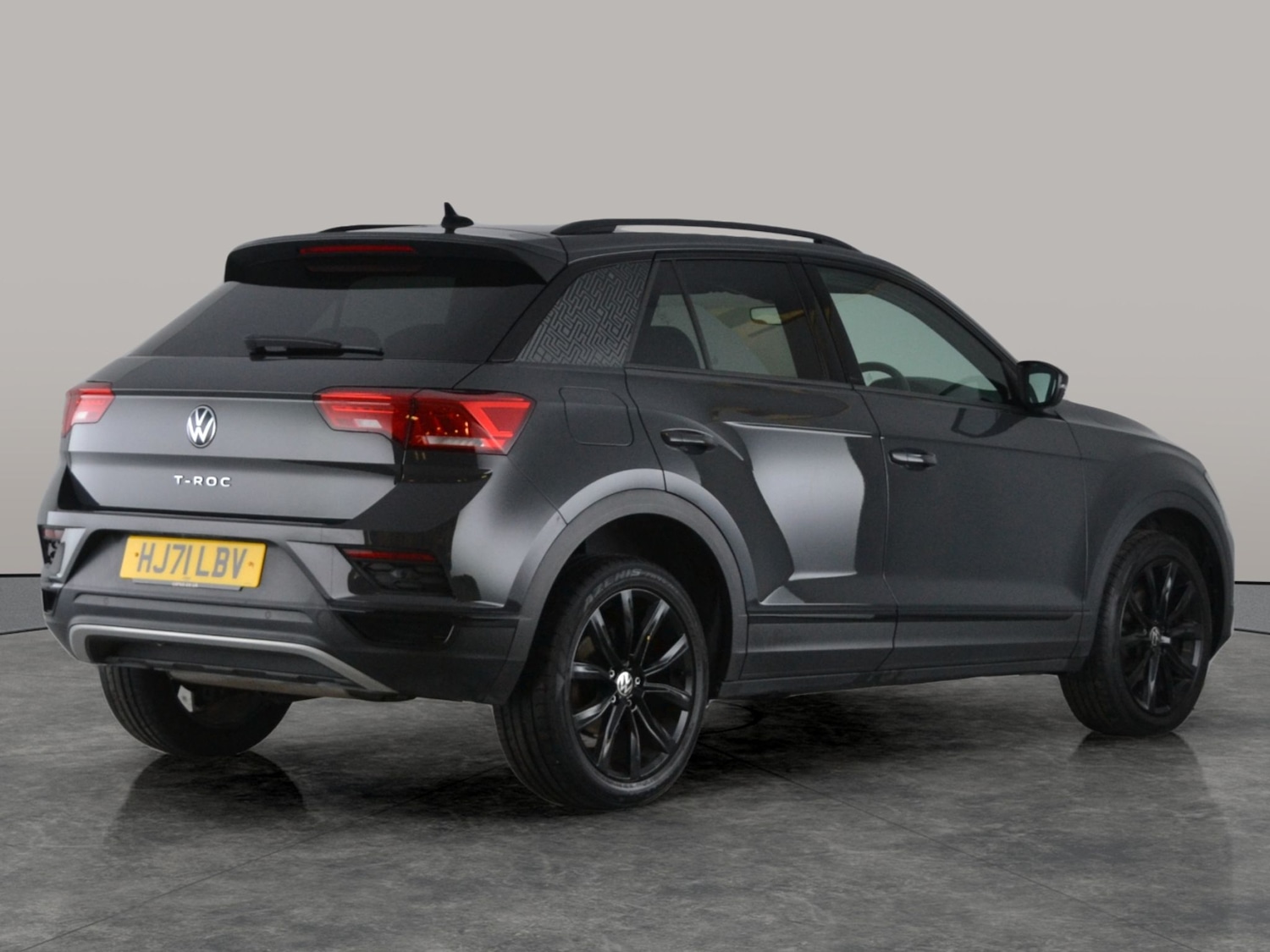 Used Volkswagen T-Roc 2021 for sale - 77450196: Photo 9