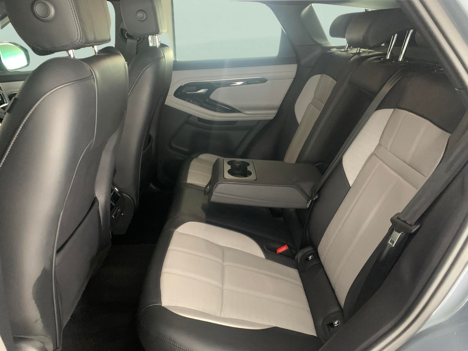 Used Land Rover Range Rover Evoque 2021 for sale - 76725348: Photo 33