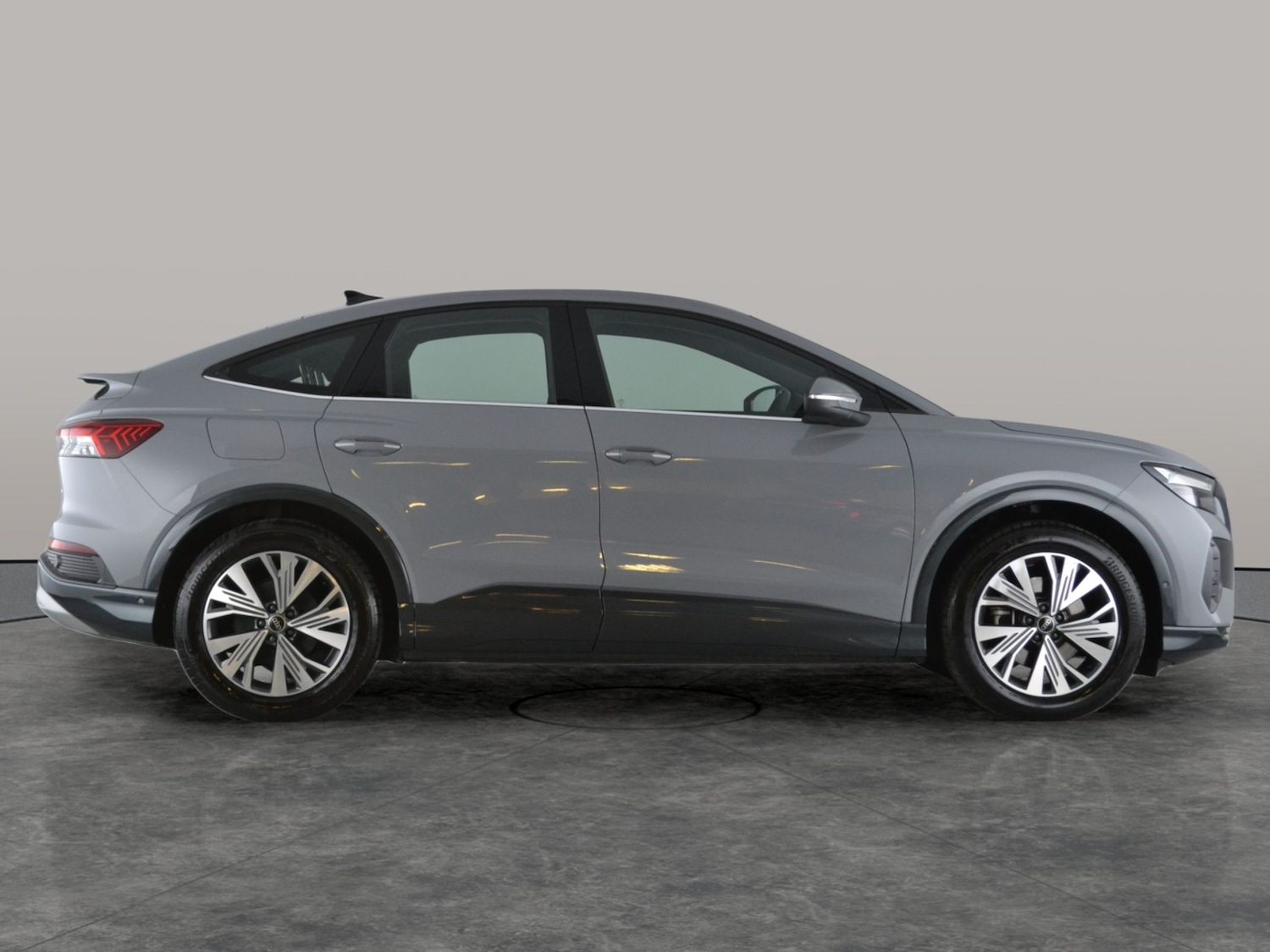 Used Audi Q4 e-tron 2023 for sale - 76526610: Photo 12