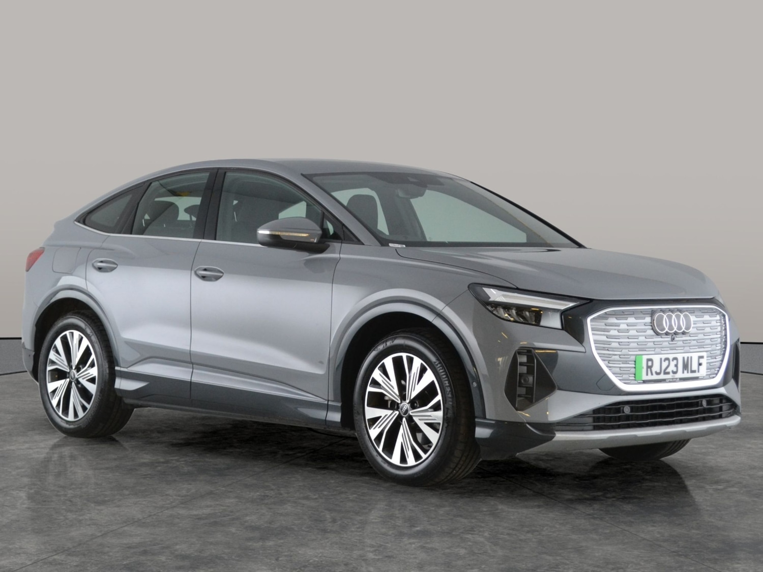 Used Audi Q4 e-tron 2023 for sale - 76526610: Photo 13