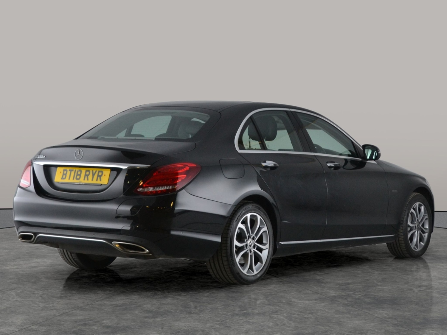 Used Mercedes-Benz C Class 2018 for sale - 77397631: Photo 12