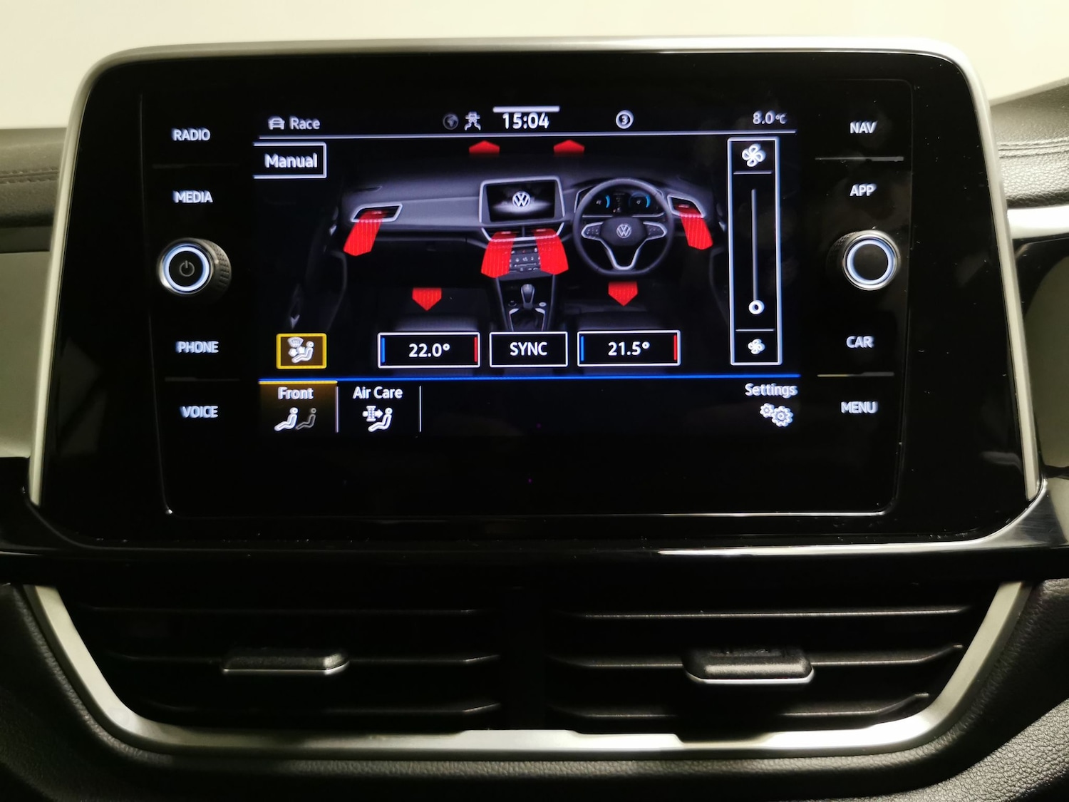 Used Volkswagen T-Roc 2023 for sale - 77262135: Photo 17