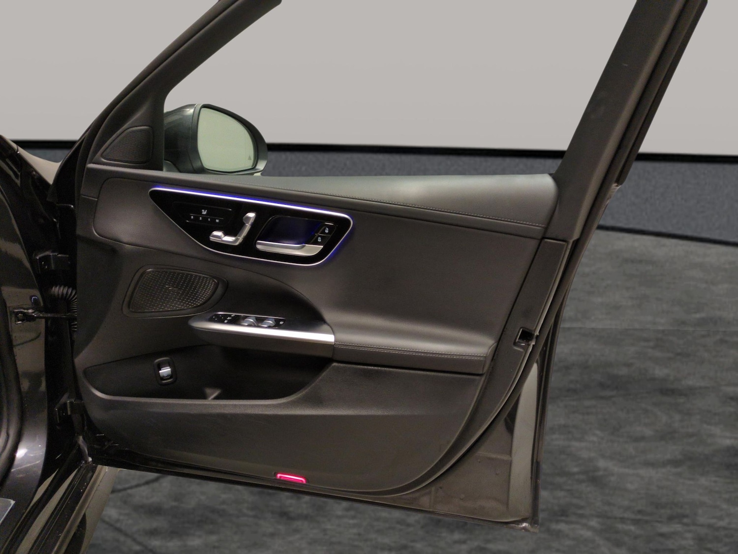 Used Mercedes-Benz C Class 2024 for sale - 77629813: Photo 34