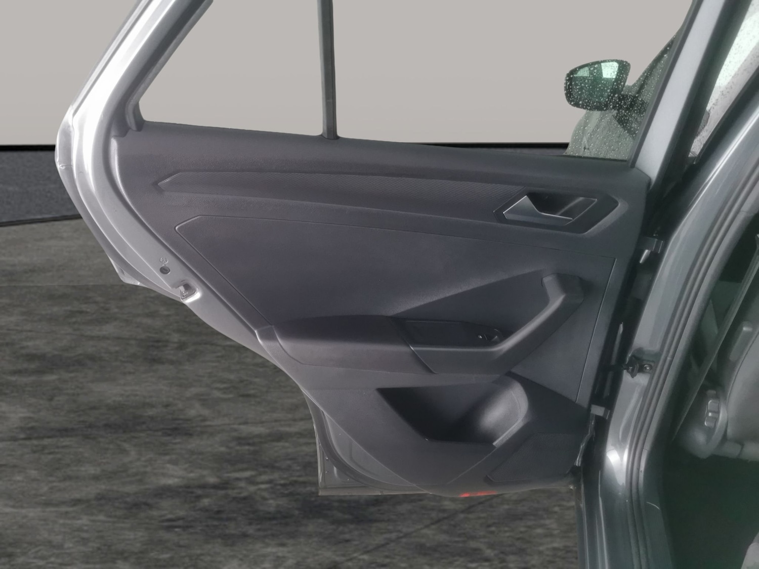 Used Volkswagen T-Roc for sale - 77562855: Photo 28