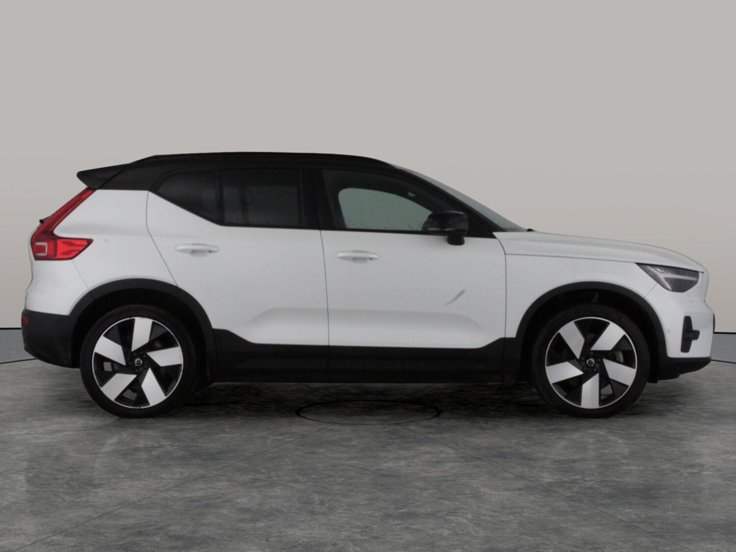 Used Volvo XC40 2022 for sale - 78219202: Photo 10