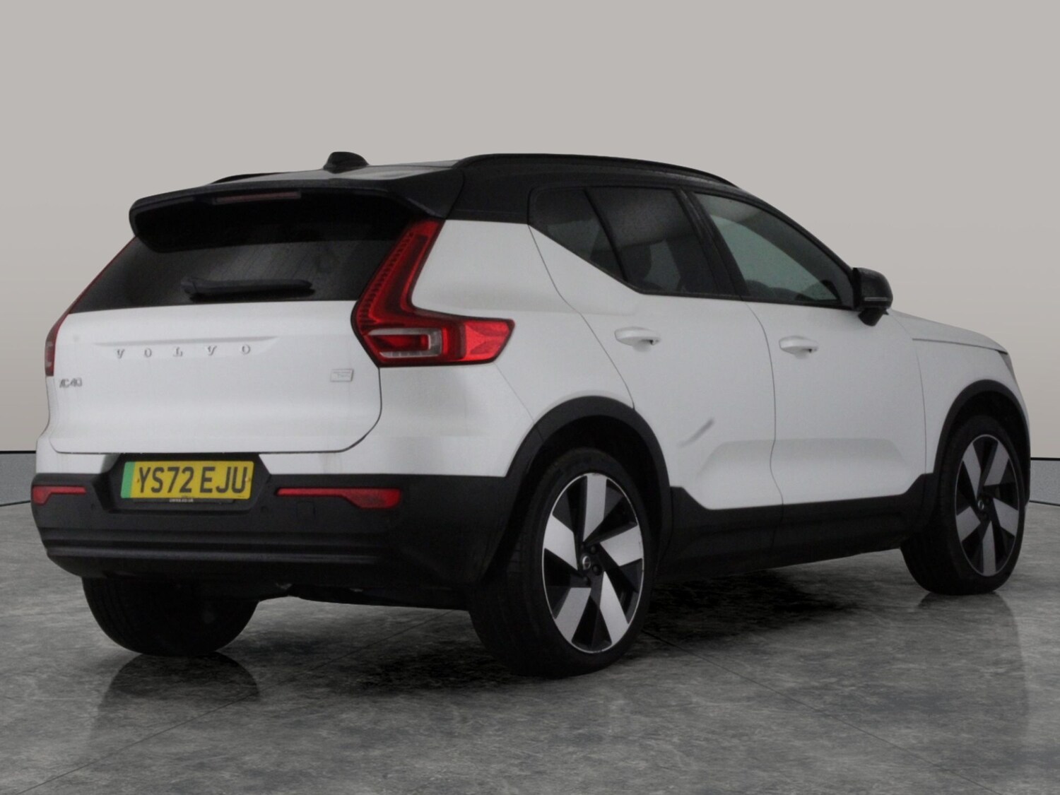 Used Volvo XC40 2022 for sale - 78219202: Photo 11