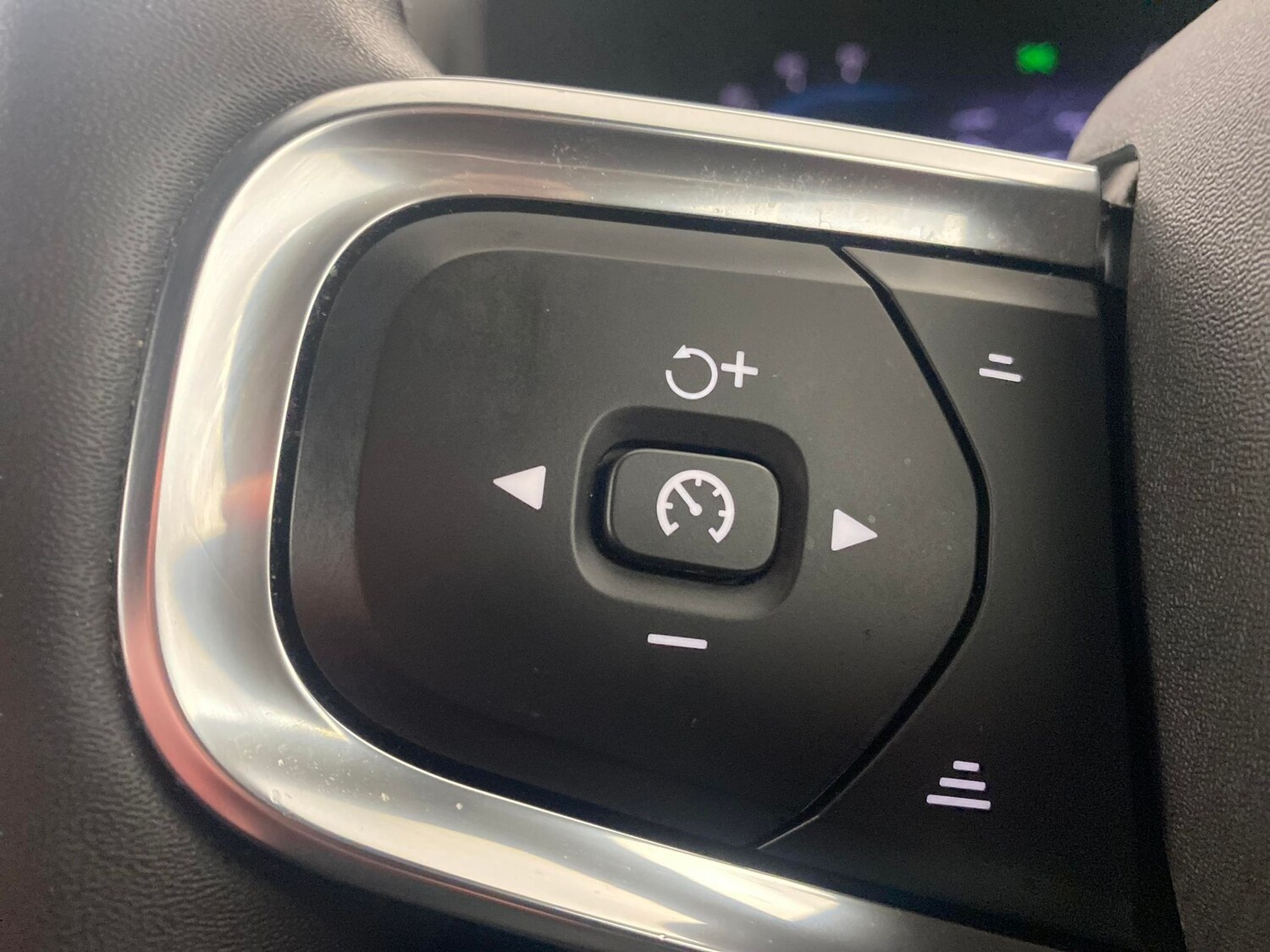 Used Volvo XC40 2022 for sale - 78219202: Photo 19