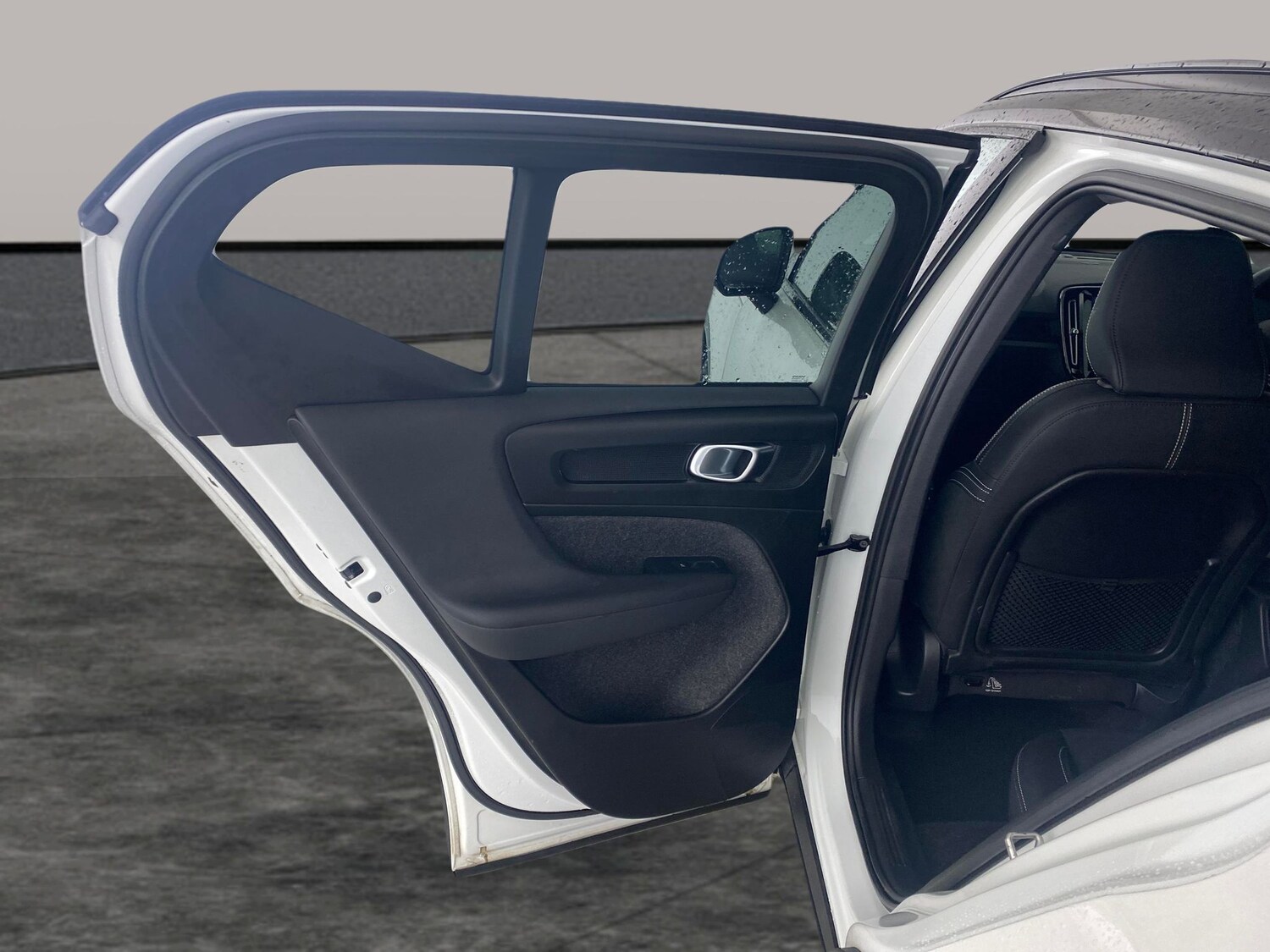 Used Volvo XC40 2022 for sale - 78219202: Photo 25