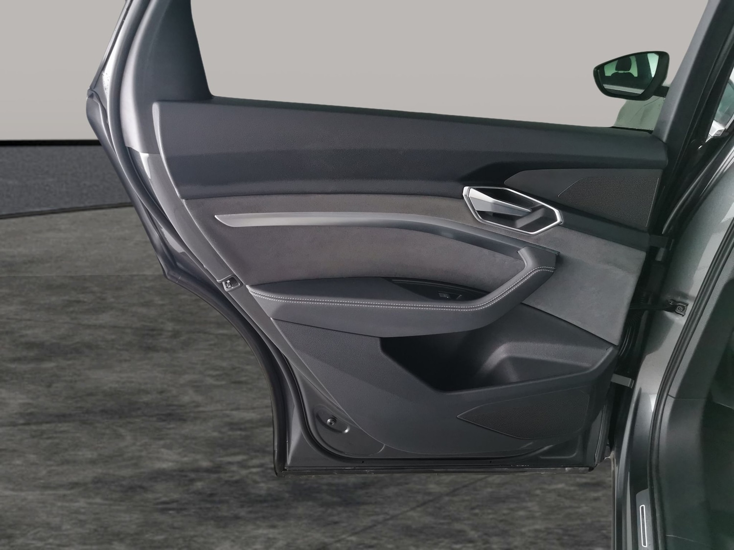 Used Audi e-tron 2022 for sale - 76980568: Photo 35