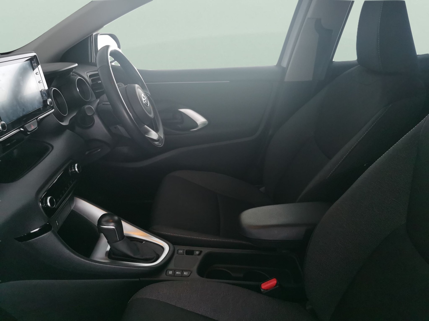 Used Toyota Yaris 2022 for sale - 76757277: Photo 4