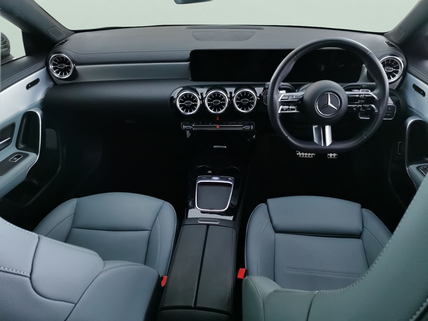 Used Mercedes-Benz CLA 2023 for sale - 77005691: Photo 9