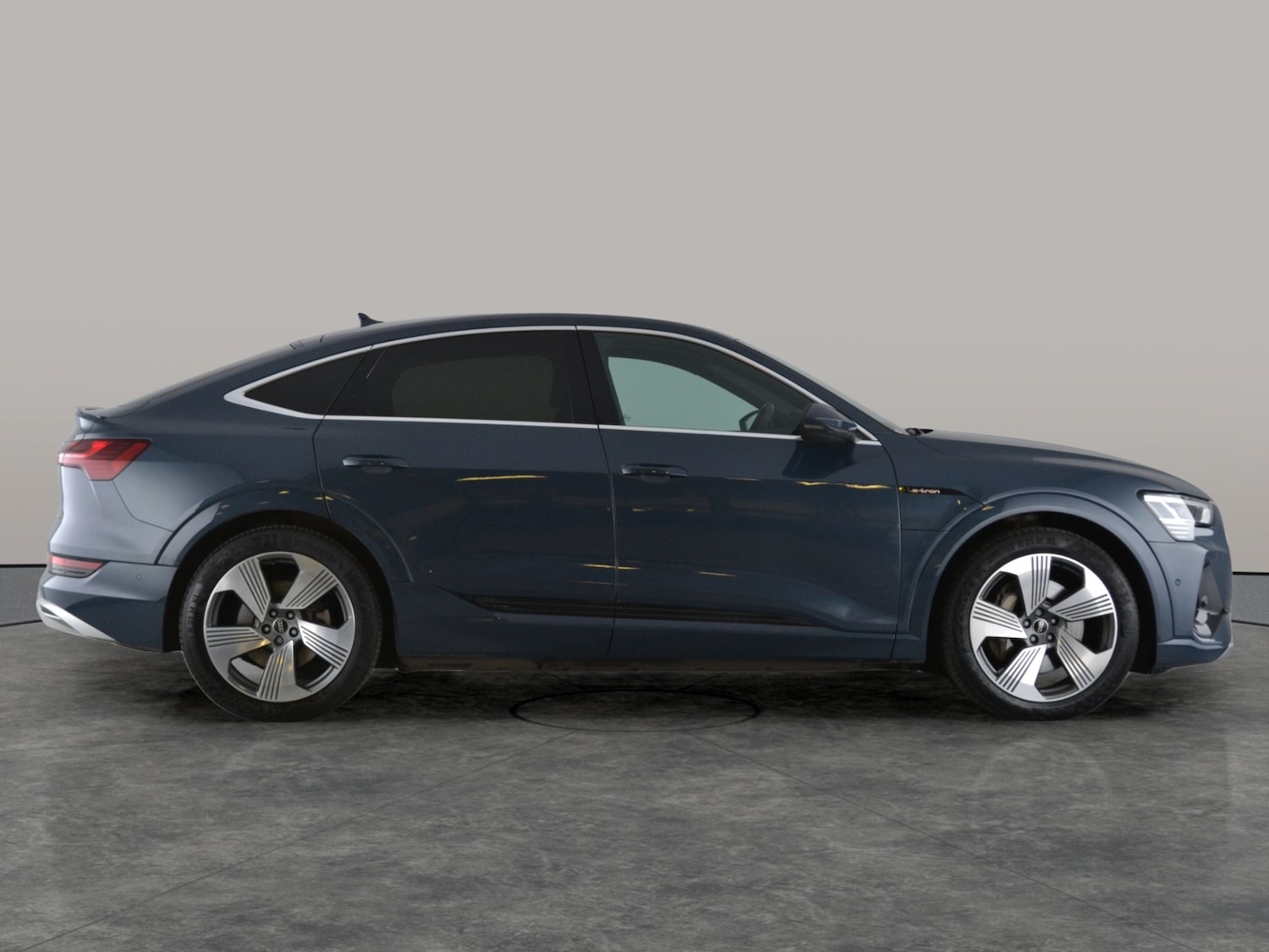 Used Audi e-tron 2022 for sale - 78197792: Photo 12