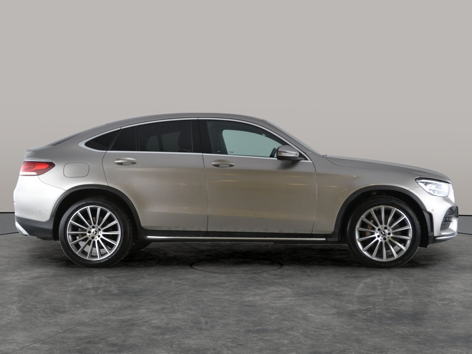 Used Mercedes-Benz GLC 2021 for sale - 76892687: Photo 12