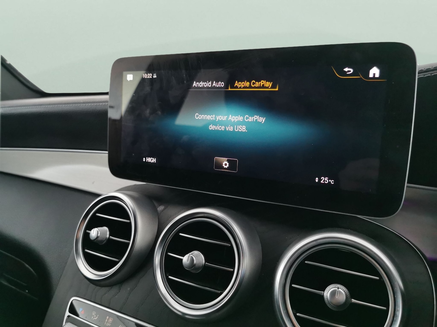 Used Mercedes-Benz GLC 2021 for sale - 76892687: Photo 17