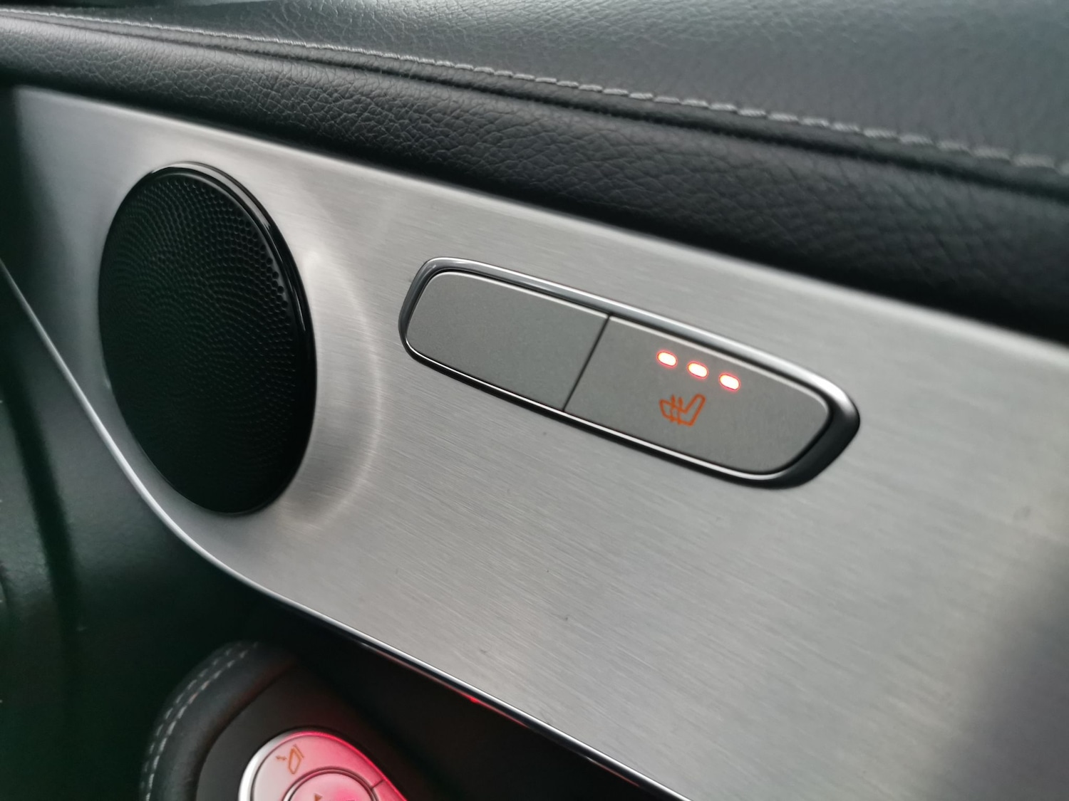 Used Mercedes-Benz GLC 2021 for sale - 76892687: Photo 22