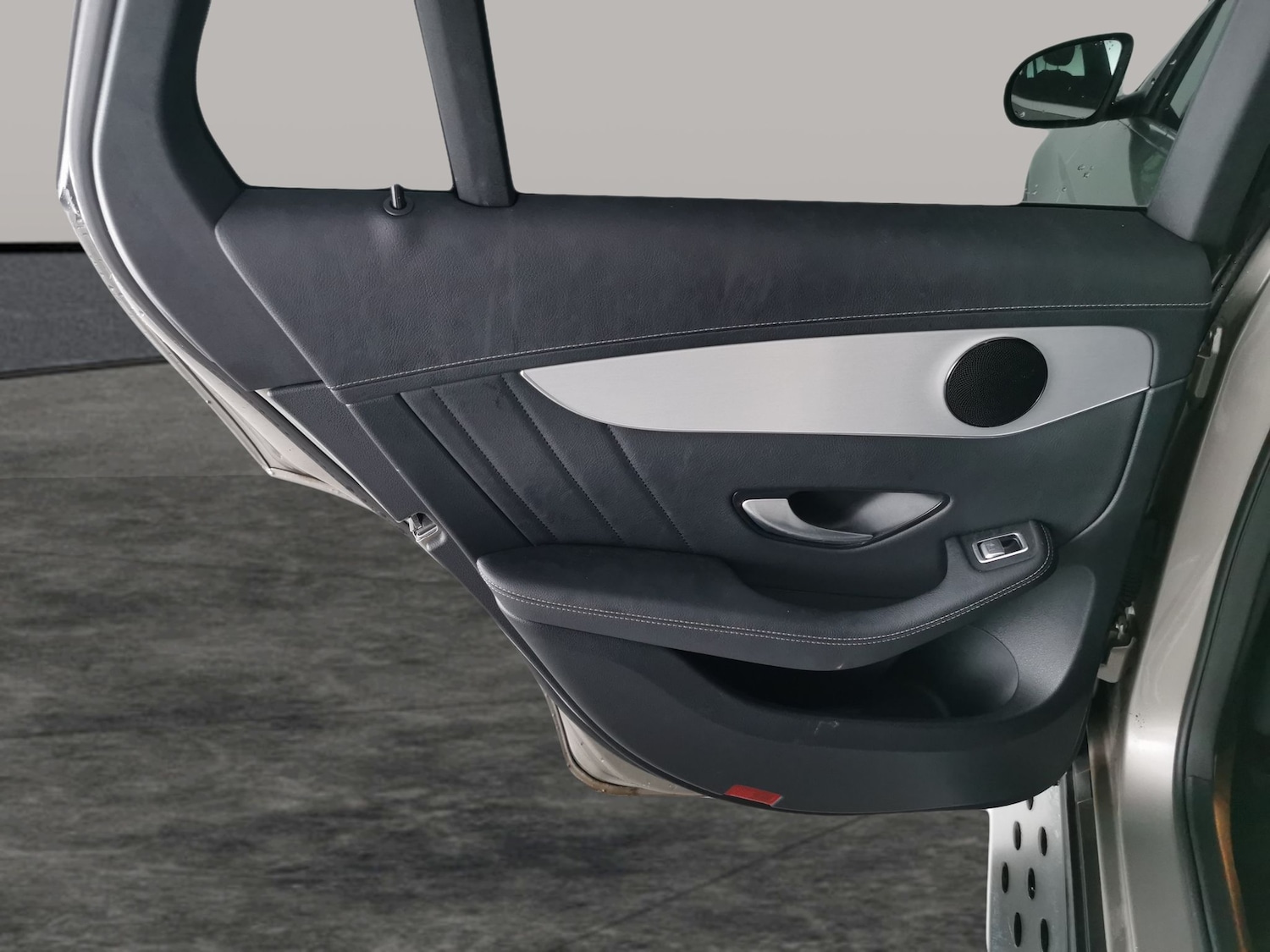 Used Mercedes-Benz GLC 2021 for sale - 76892687: Photo 31