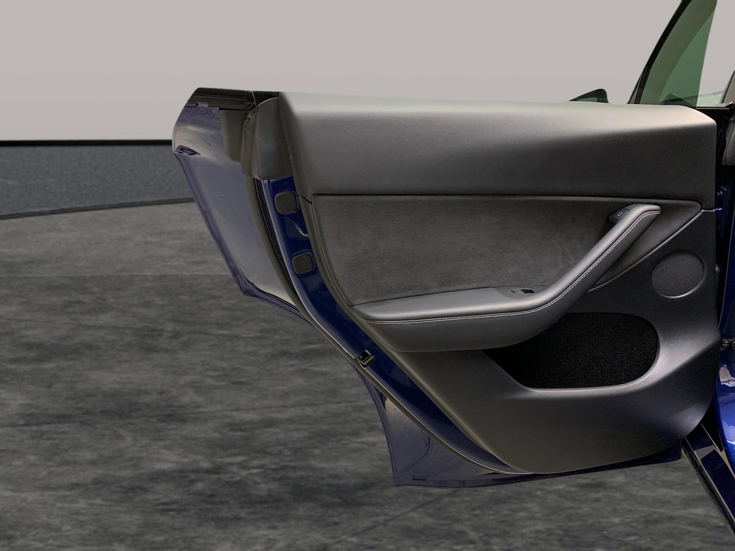 Used Tesla Model Y 2023 for sale - 76623940: Photo 27