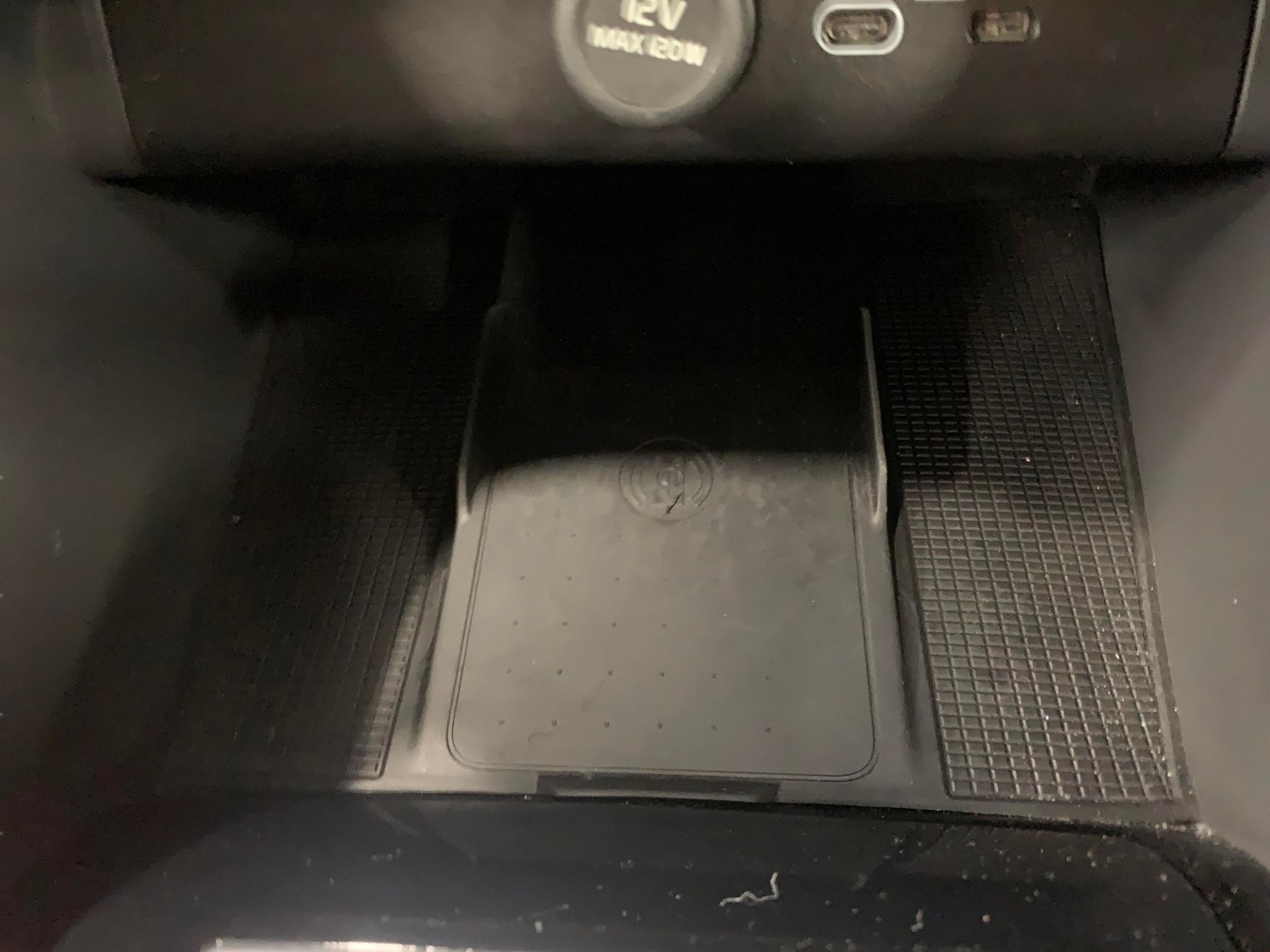 Used Volvo XC40 2022 for sale - 77043659: Photo 16