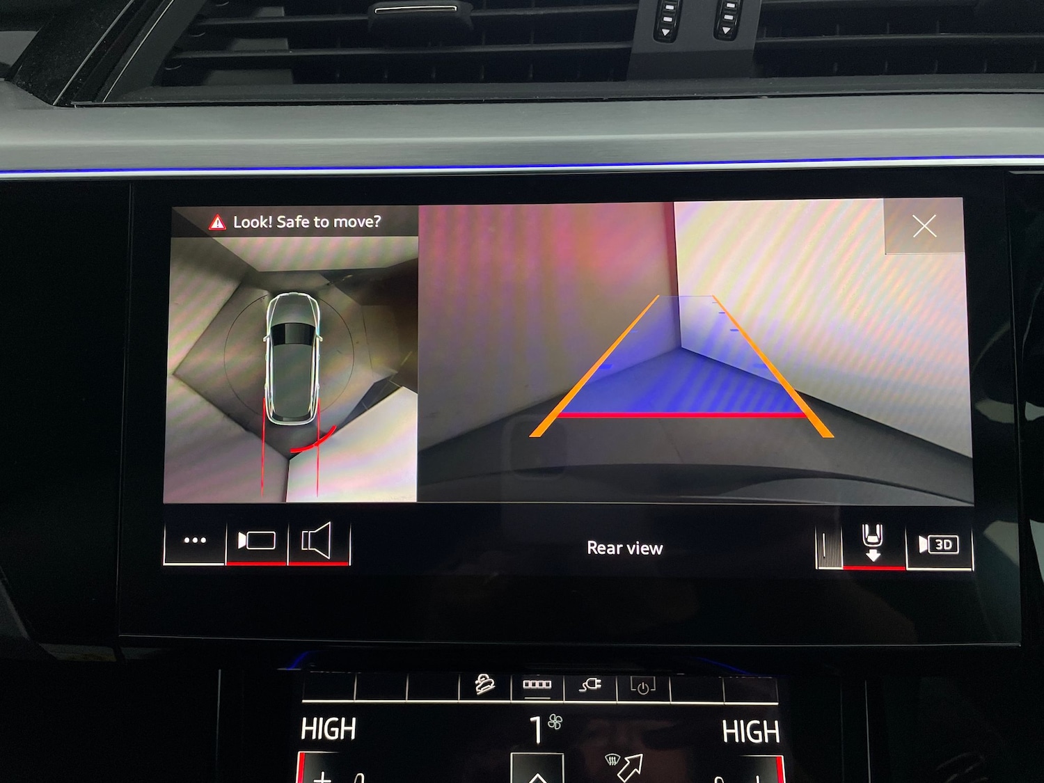 Used Audi e-tron 2021 for sale - 76684637: Photo 32