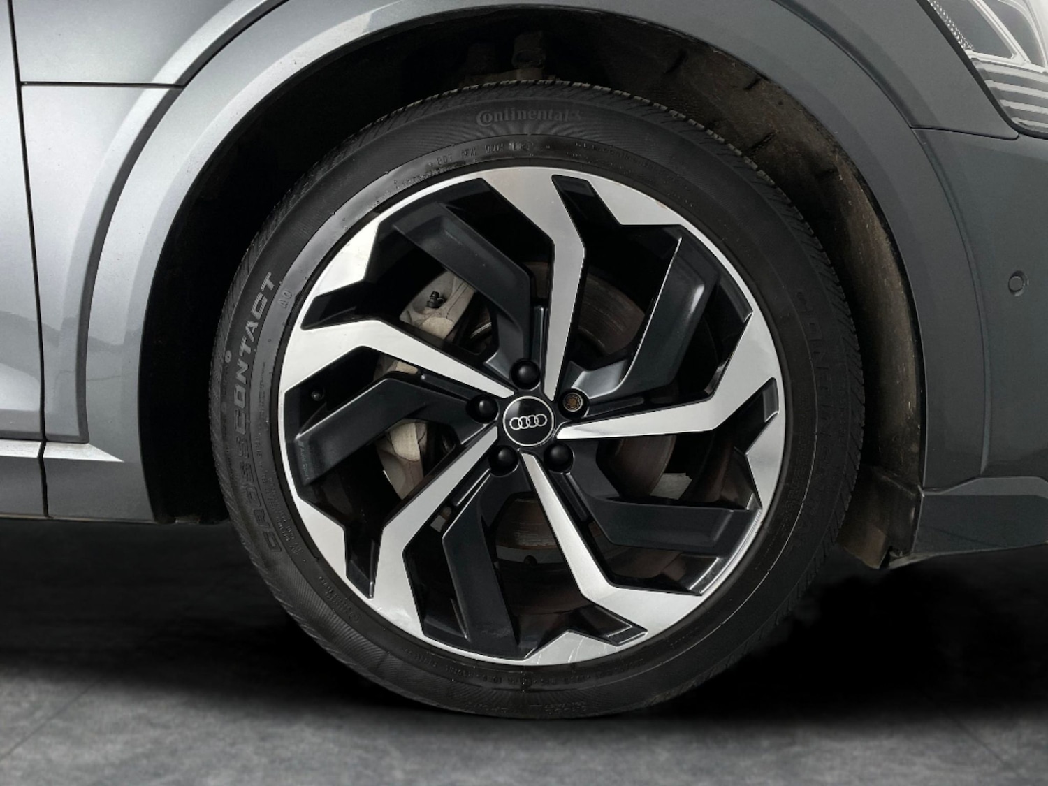 Used Audi e-tron 2021 for sale - 76684637: Photo 34