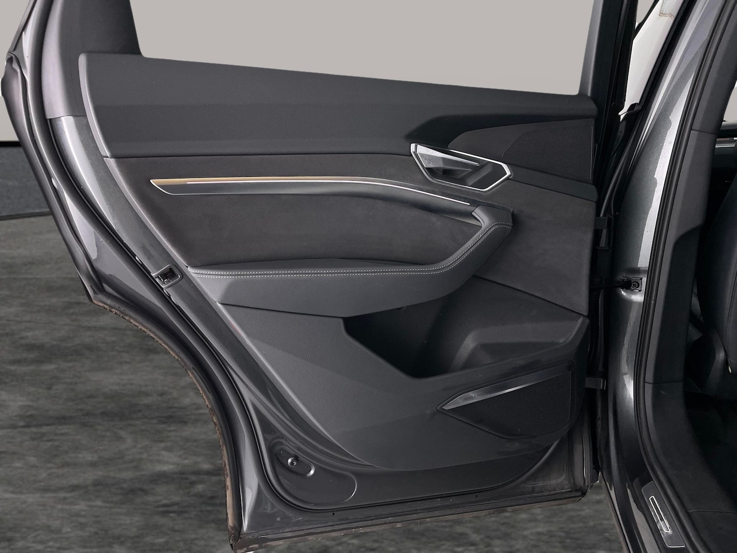 Used Audi e-tron 2021 for sale - 76684637: Photo 38