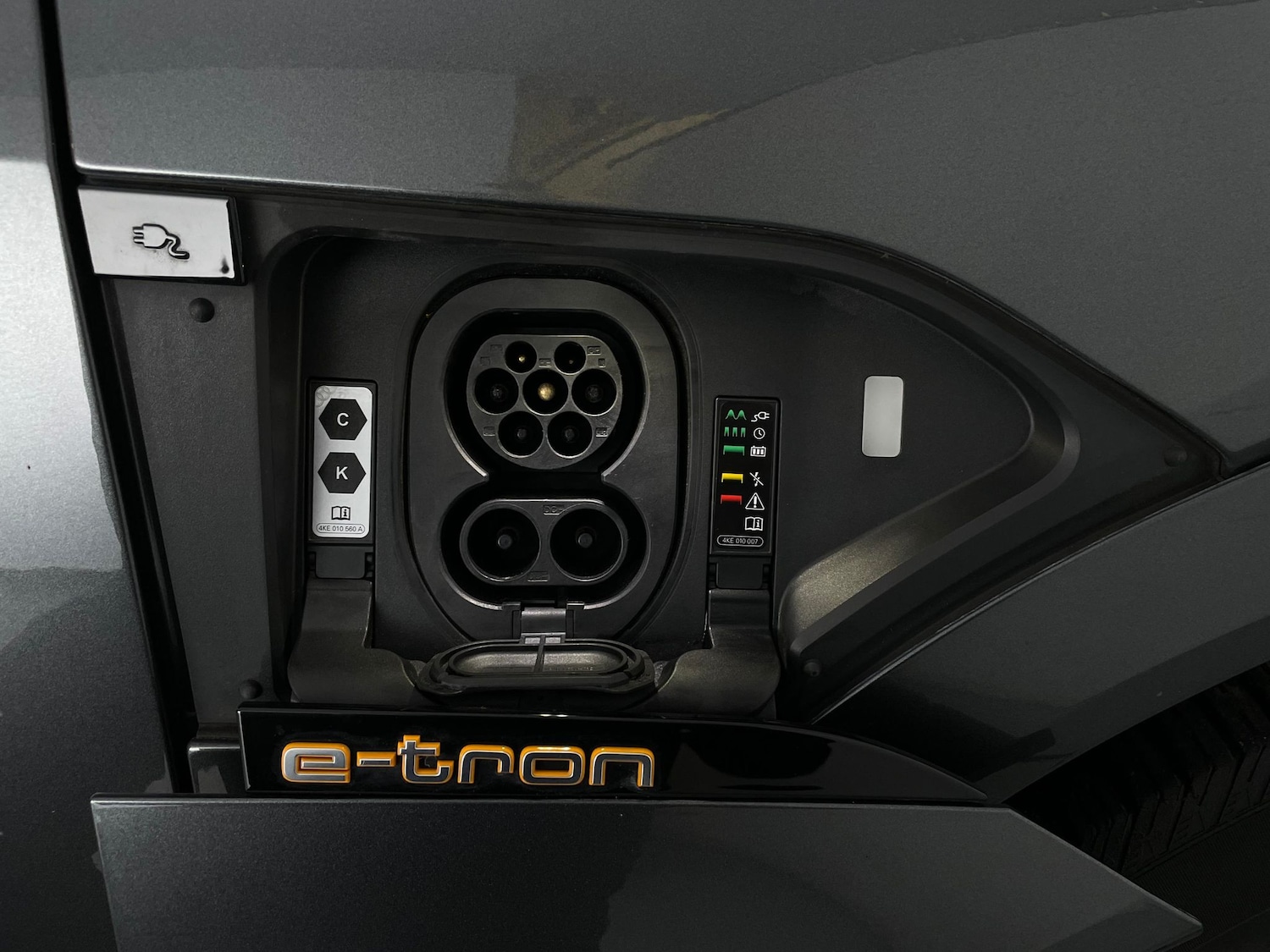 Used Audi e-tron 2021 for sale - 76684637: Photo 41