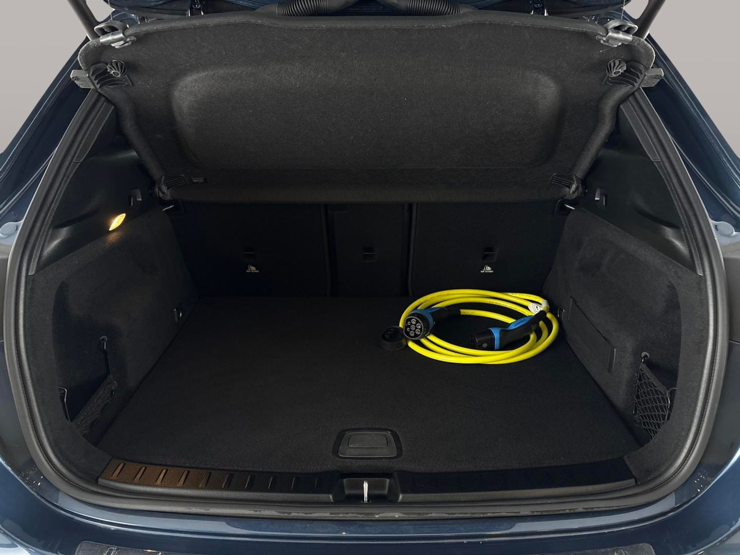 Used Mercedes-Benz EQA 2022 for sale - 77047952: Photo 36