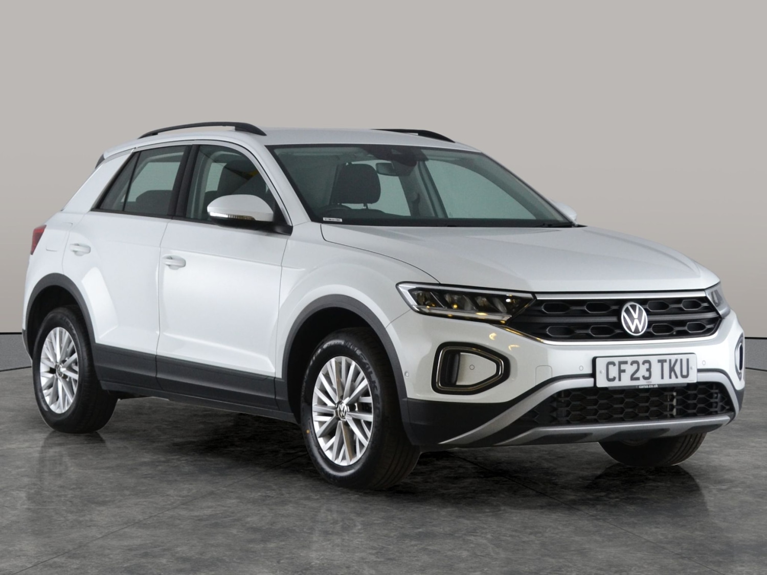 Used Volkswagen T-Roc 2023 for sale - 76450100: Photo 14