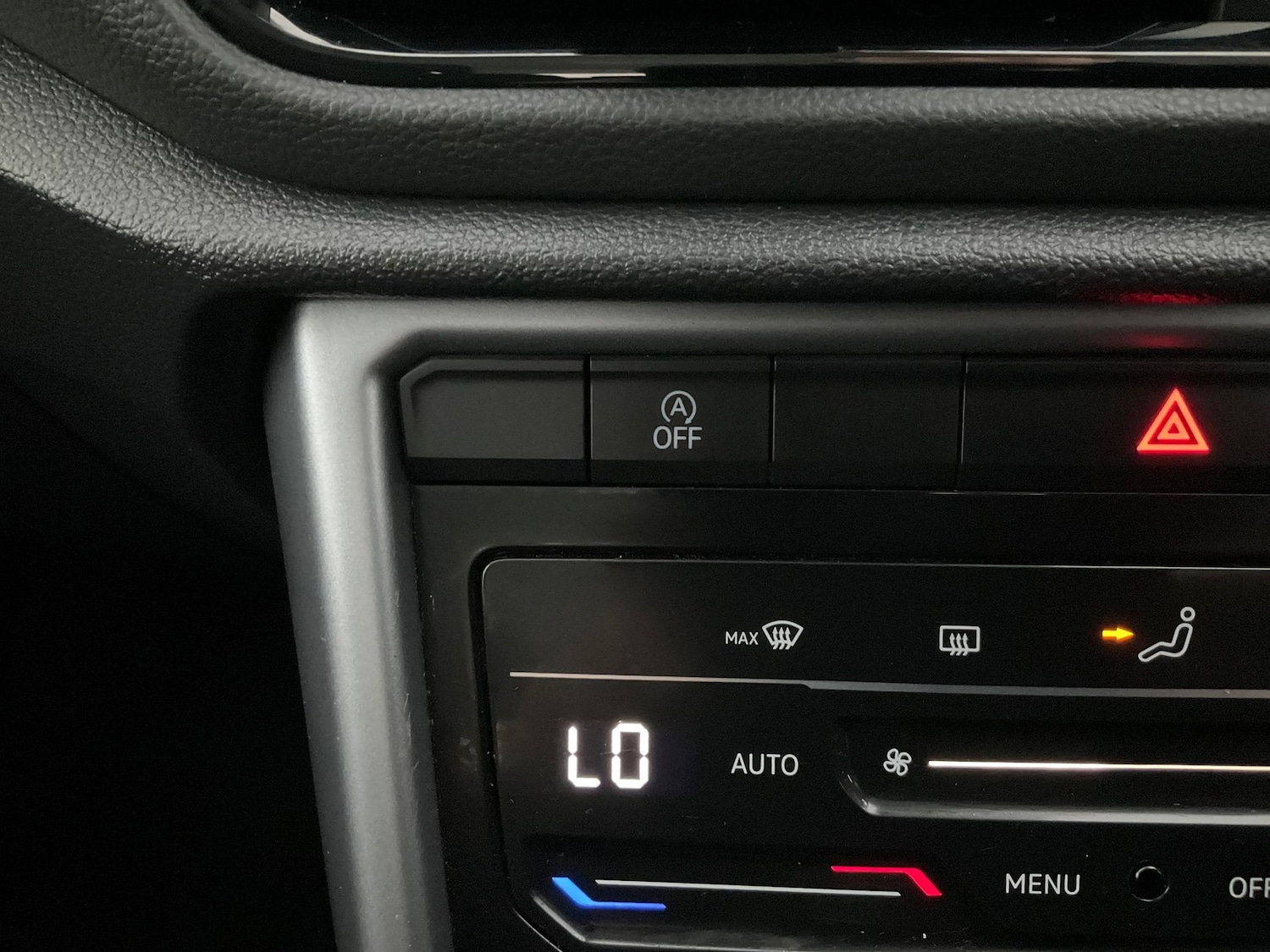 Used Volkswagen T-Roc 2023 for sale - 76450100: Photo 27