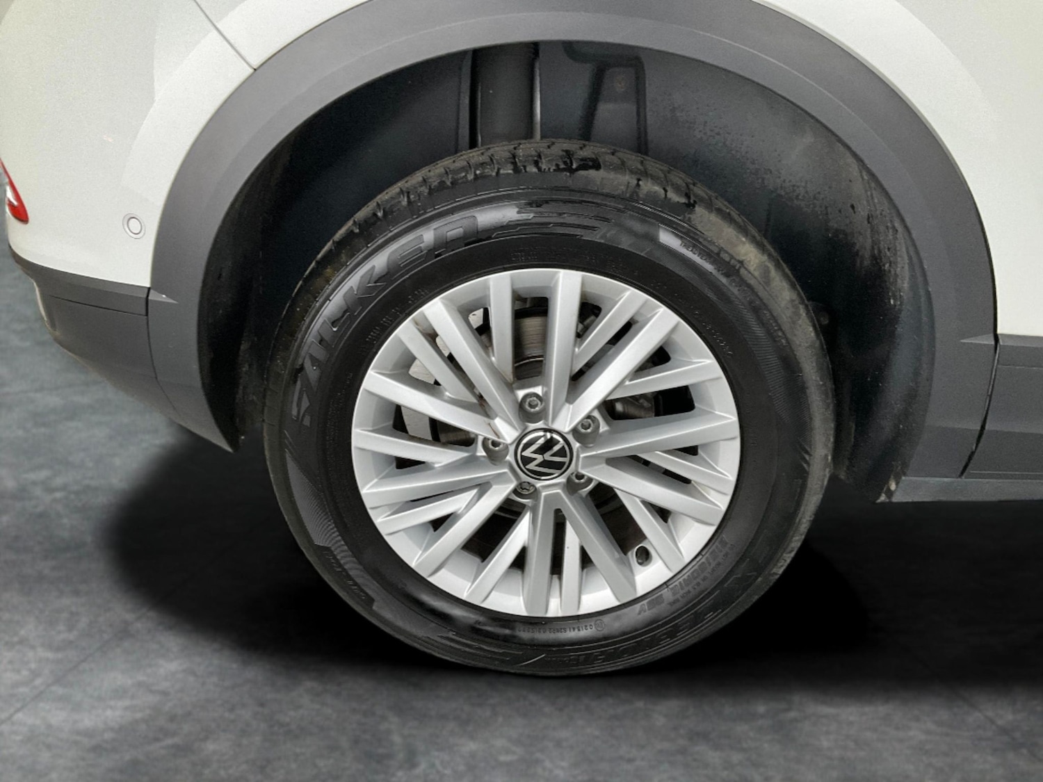 Used Volkswagen T-Roc 2023 for sale - 76450100: Photo 38