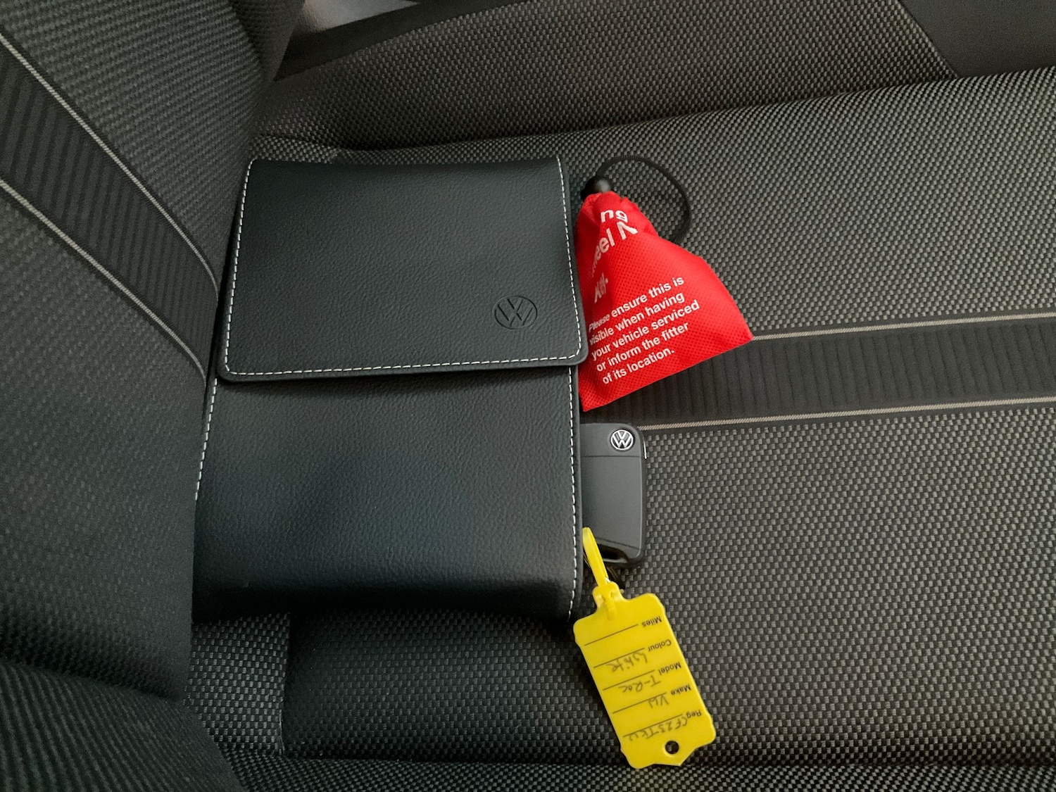 Used Volkswagen T-Roc 2023 for sale - 76450100: Photo 45