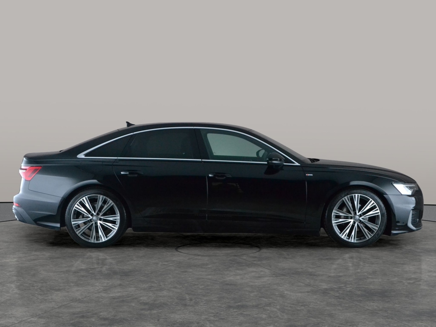 Used Audi A6 Saloon 2019 for sale - 77797952: Photo 9