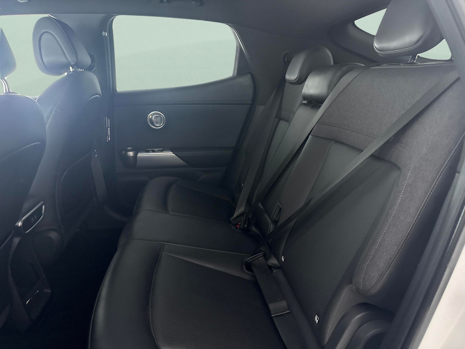 Used Genesis GV60 2023 for sale - 77446753: Photo 25