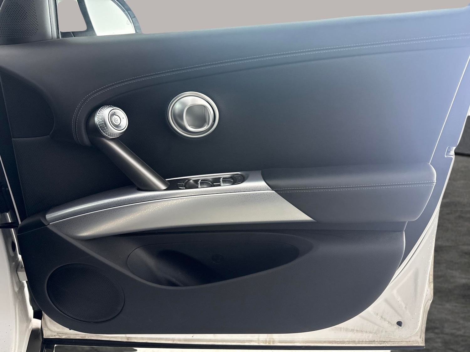 Used Genesis GV60 2023 for sale - 77446753: Photo 28