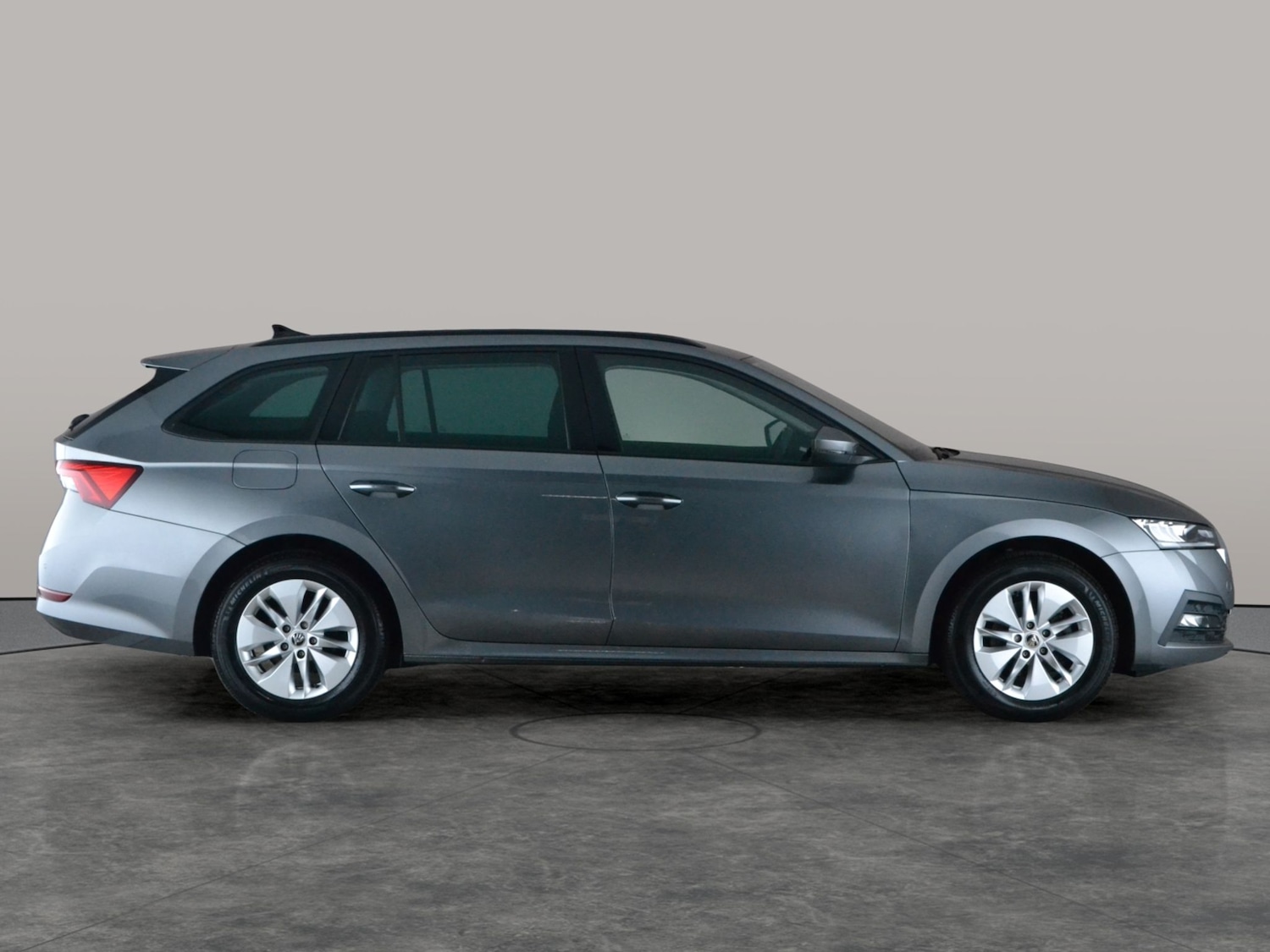 Used Skoda Octavia 2023 for sale - 77896646: Photo 9