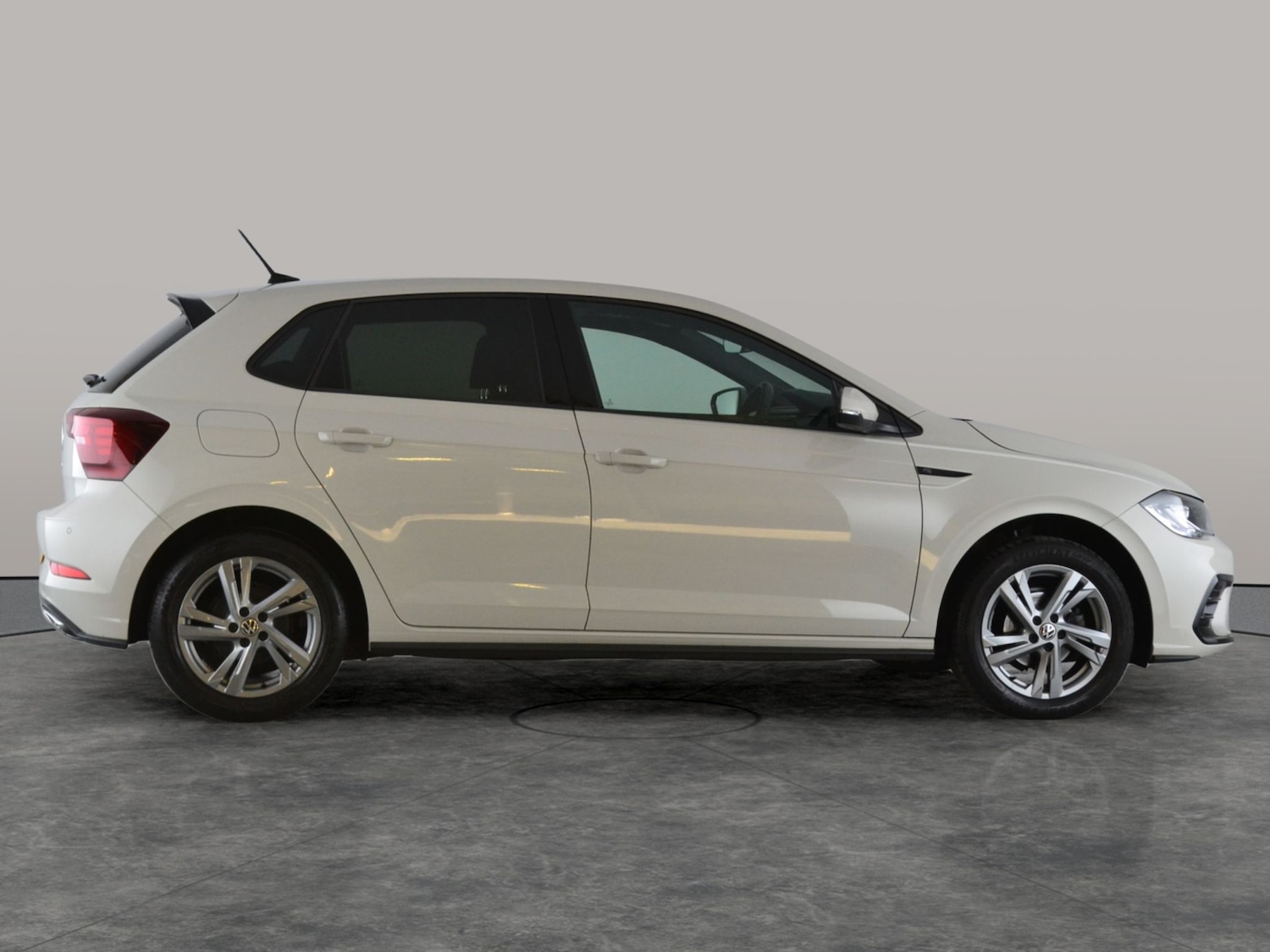 Used Volkswagen Polo 2022 for sale - 76889236: Photo 12