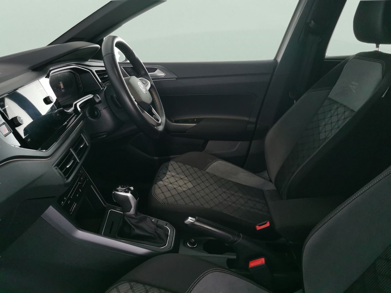 Used Volkswagen Polo 2022 for sale - 76889236: Photo 4