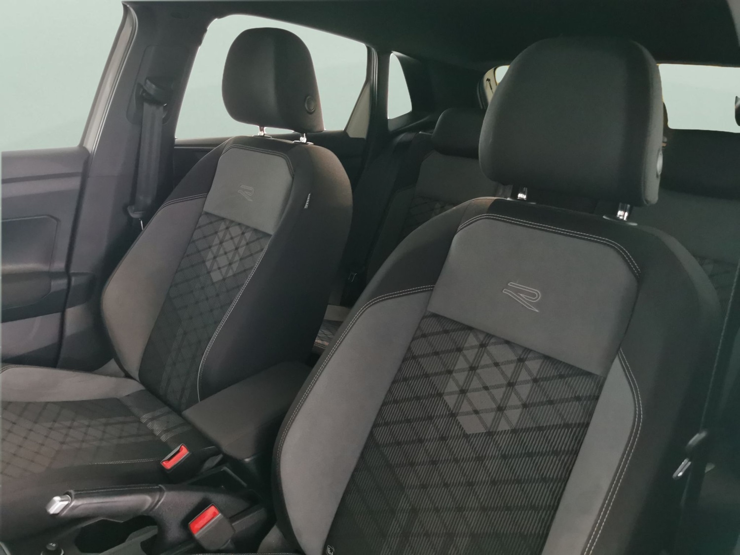 Used Volkswagen Polo 2022 for sale - 76889236: Photo 6