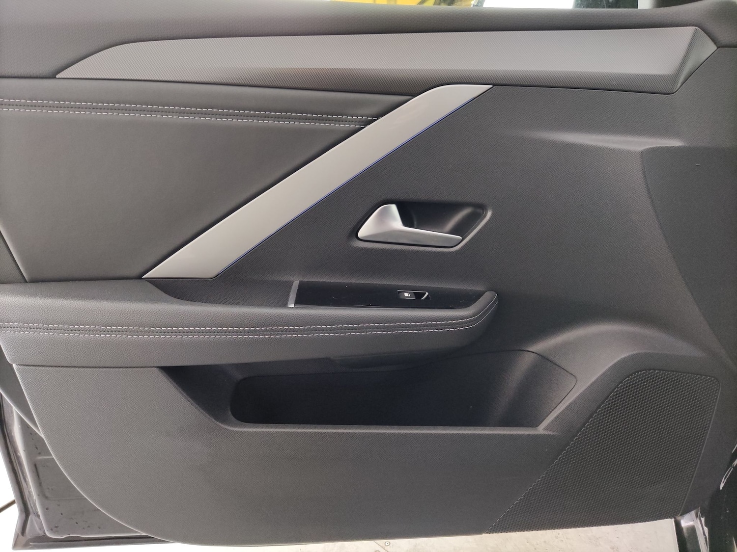 Used Vauxhall Astra 2023 for sale - 78218508: Photo 30